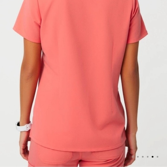 FIGS *LIMITED EDITION* Hot Coral Catarina Scrub Top XXL - Picture 3 of 8